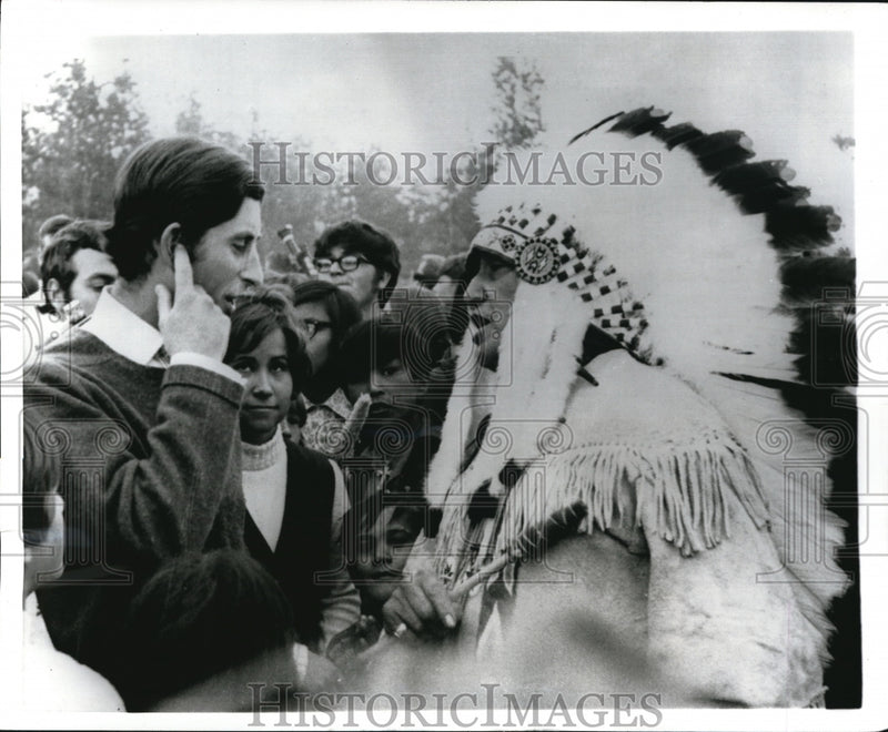 Load image into Gallery viewer, 1970 Press Photo Prince Charles with Chief Joe Saddleback of Alberta
