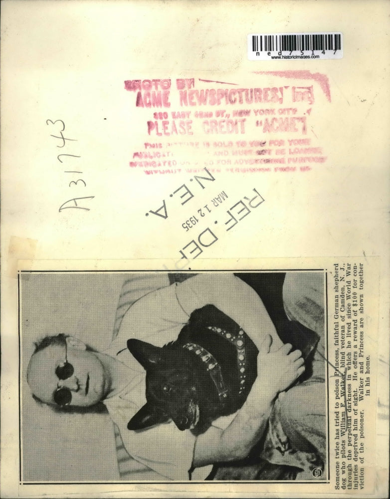 1935 Press Photo William Walker and Princess, German Shepherd, in his home
