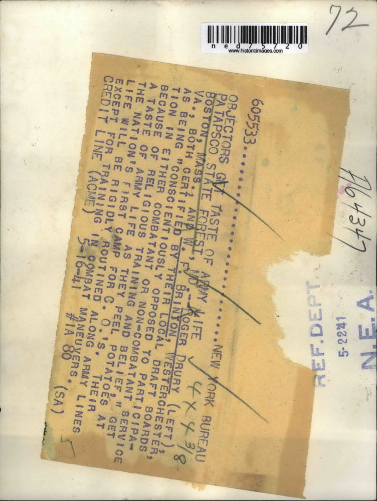 1941 Press Photo Roger Drury and W.F. Brinton War Objectors Prepare Army Food