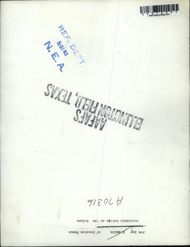 1943 Press Photo Pvt Roy M Smith wounded in battle at New Guniea