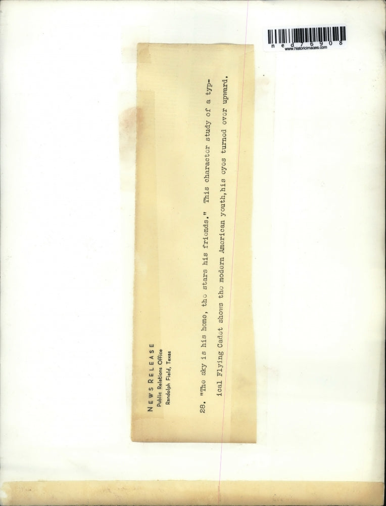 Press Photo Flying Cadet smiling and looking upwards - ned76908