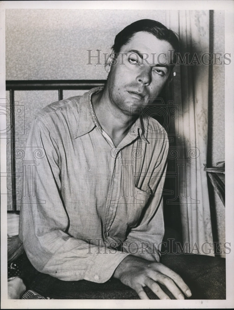 1937 Press Photo John Walker Accused of Foul Play