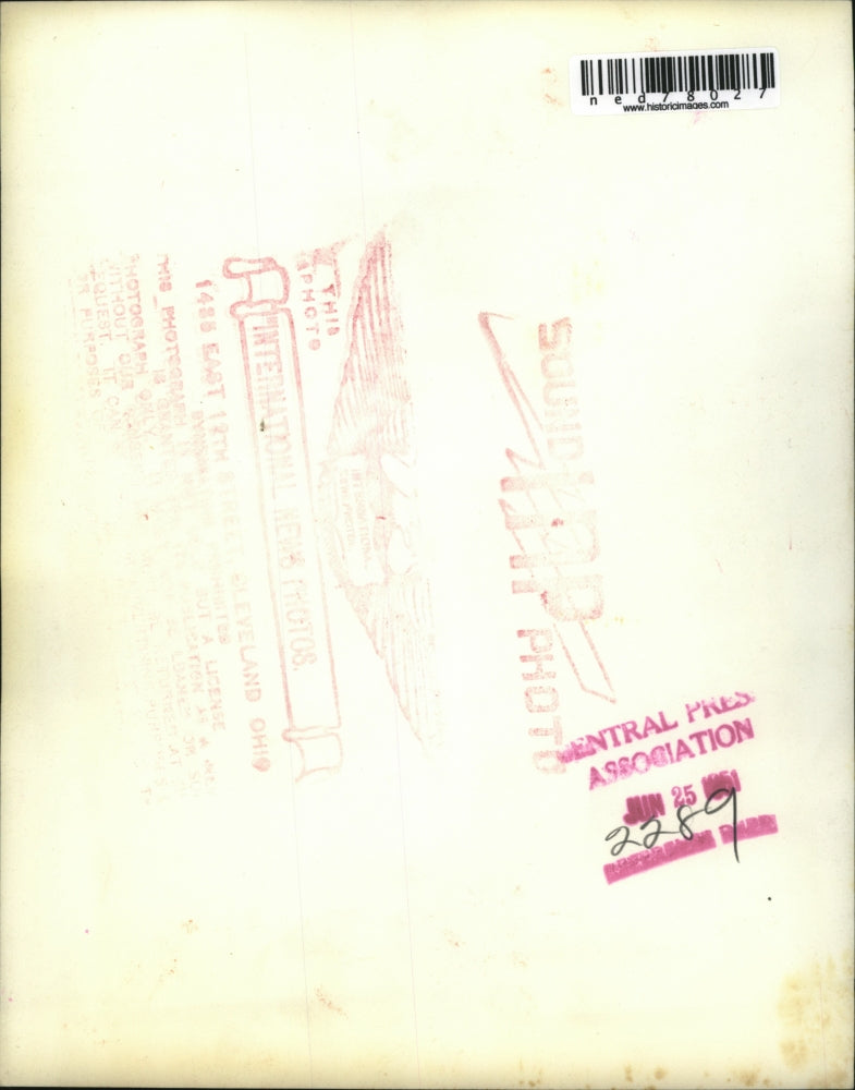 1951 Press Photo Archbishop Josef Groesz Chatting with Ferenc Vezer