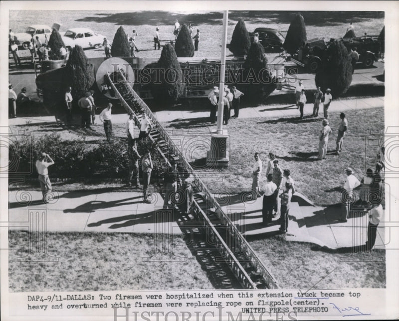 Load image into Gallery viewer, 1954 Press Photo Two firemen were hospitalized after an accident in Dallas
