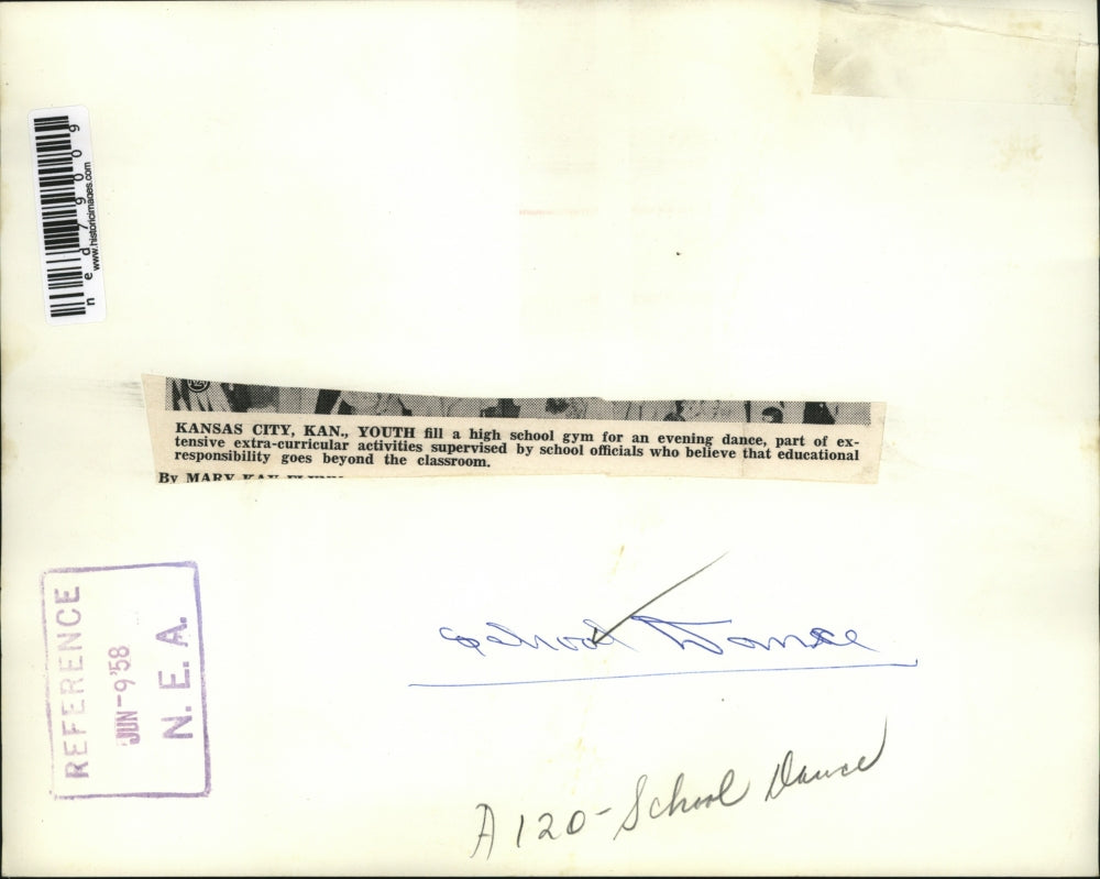 1958 Press Photo Kansas City Missouri, high school dance