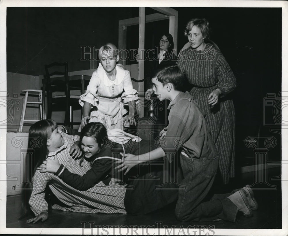  Press Photo Andrews School stage play The Miracle Worker- Historic Images