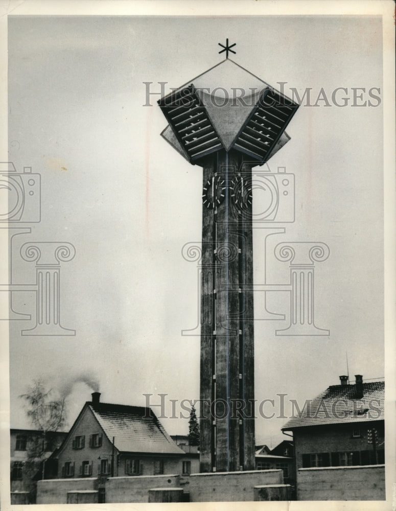 1964 Press Photo The eye-catching bell tower of St. Andrew's church