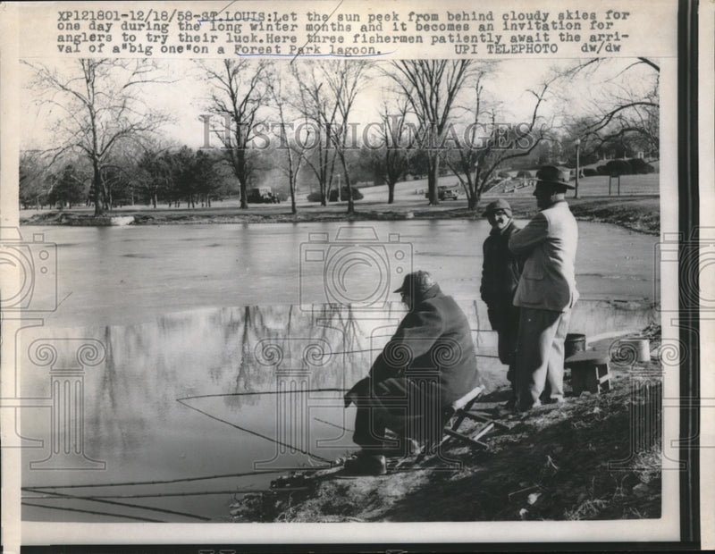 Load image into Gallery viewer, 1958 Press Photo Fishing in the Forest Park Lagoon
