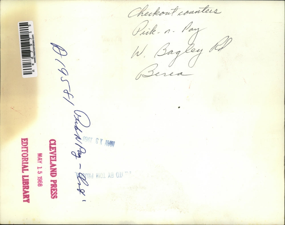 1968 Press Photo Checkout Counters