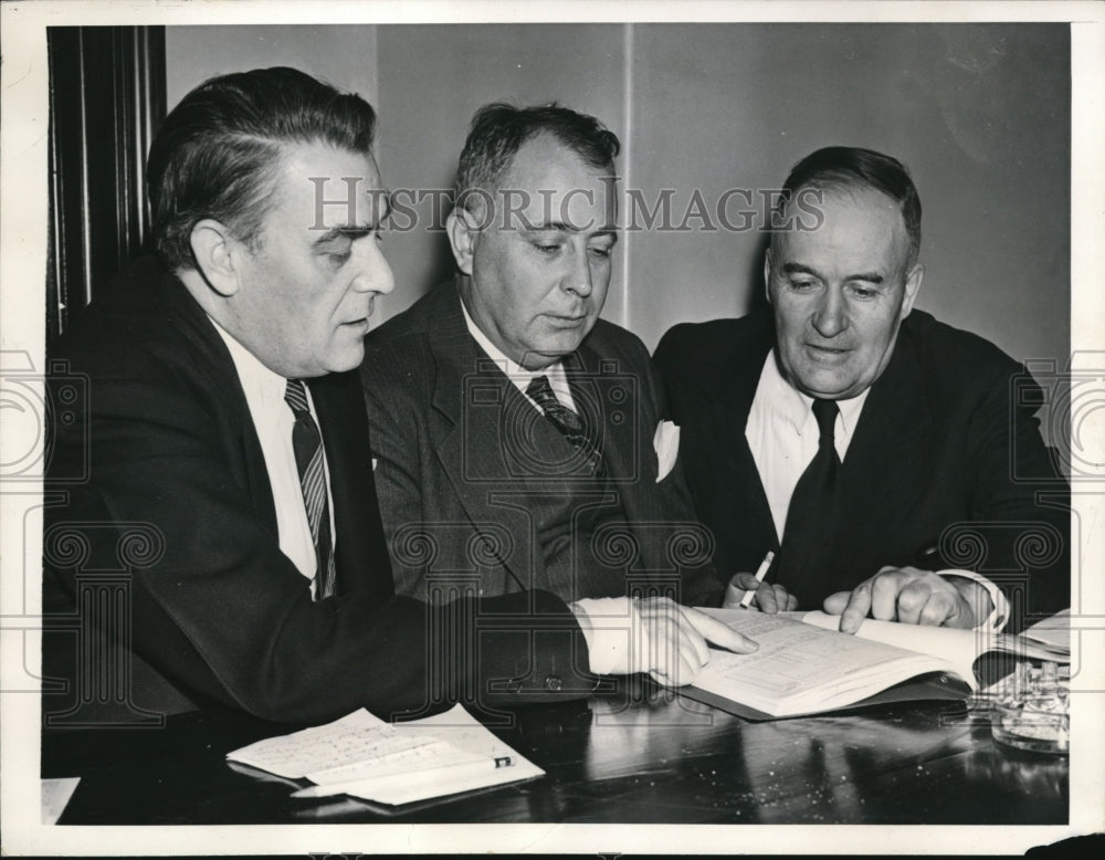 1941 Press Photo H.P. Lowry, O.R. McGuire and Edward R. Burke- Historic Images