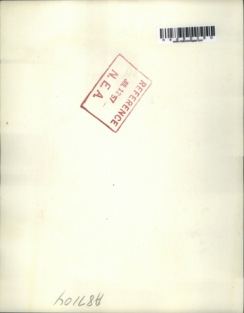 1957 Press Photo Hildy MaCoy Ellis smiles as she enters the Dade County Court