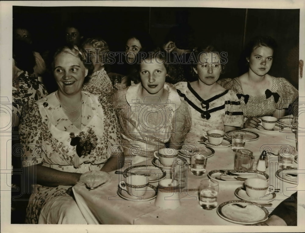 1939 Press Photo Minnie Keilman, Jean Gumh, Opal Harless and Phyllis Sims