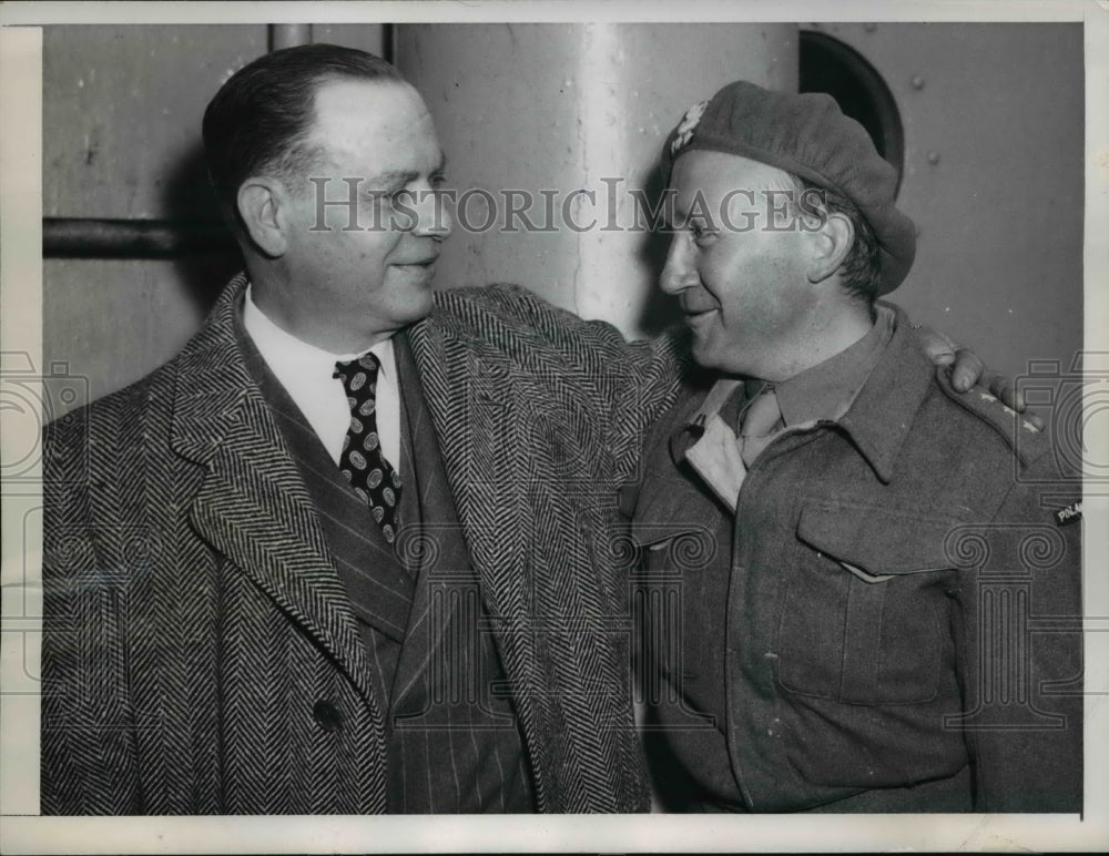 1946 Press Photo Boston Mass Joseph Pluai & Rev Francis Pluta