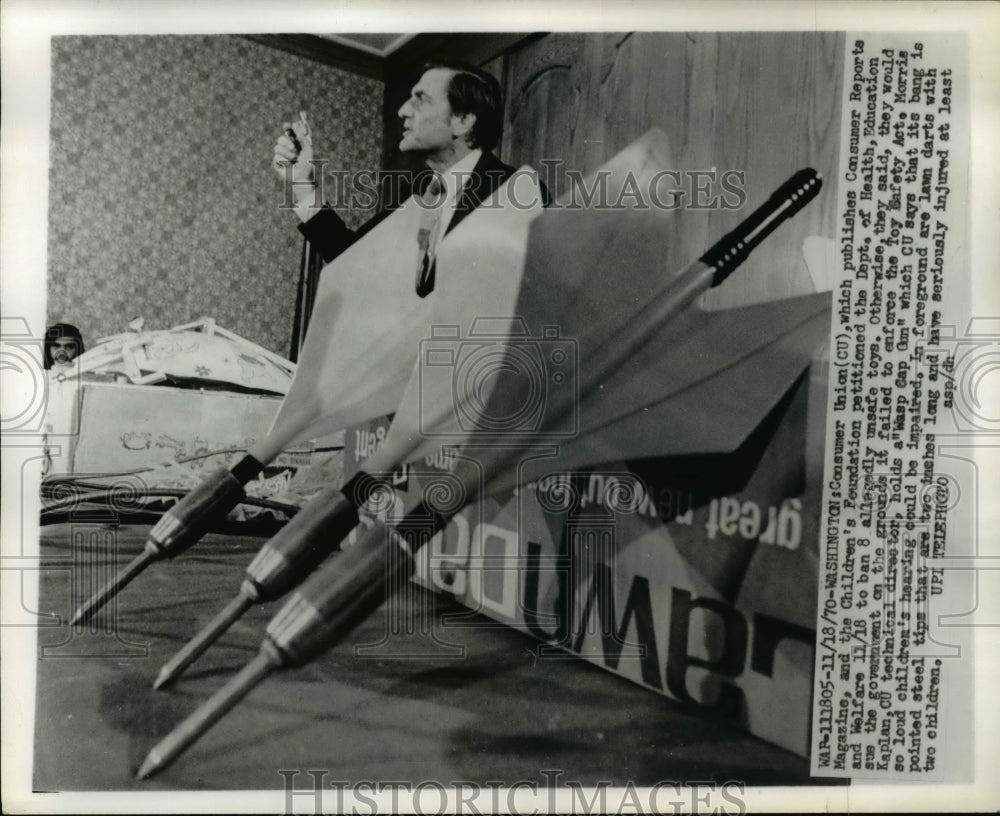 1970 Press Photo Consumer Union has petitioned the Dept of Health to ban 8