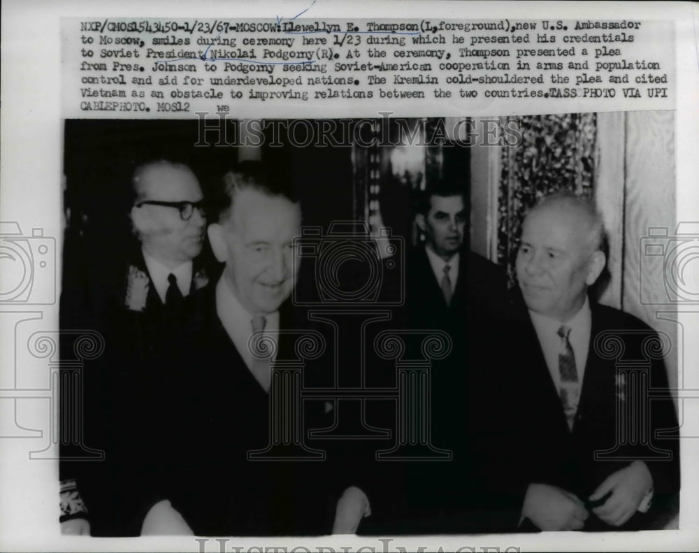 1967 Press Photo Moscow LE Thompson US Amb, Russian Pres N Podgomy