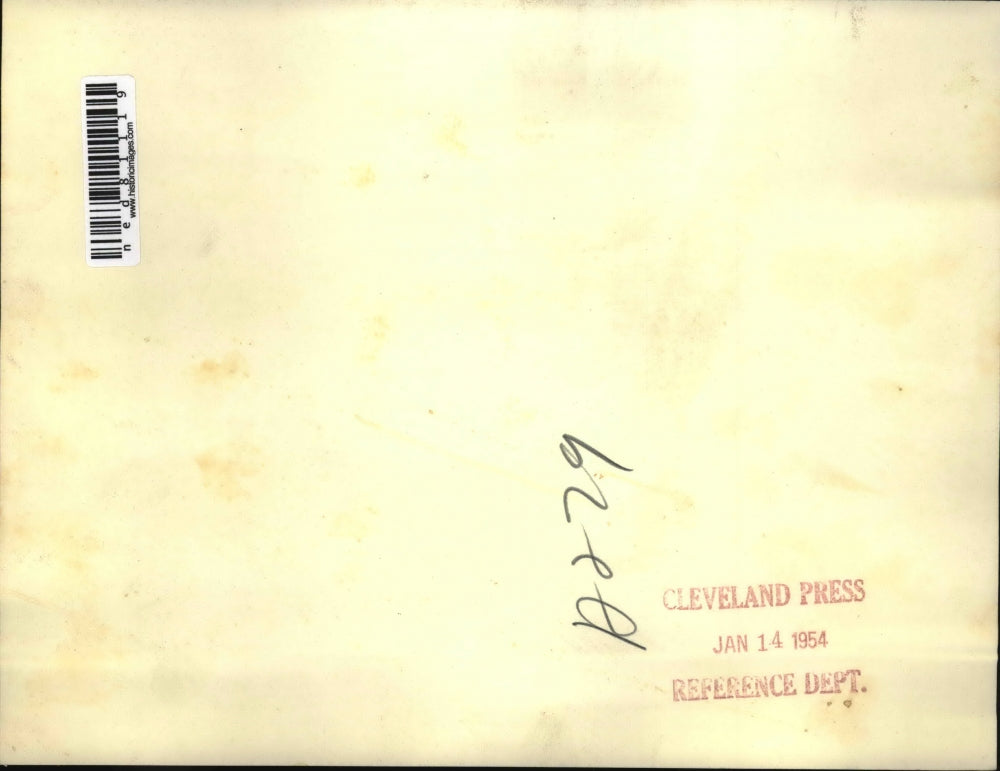 1954 Press Photo Spirigen Switzerland resciue workers remove avalanche victims