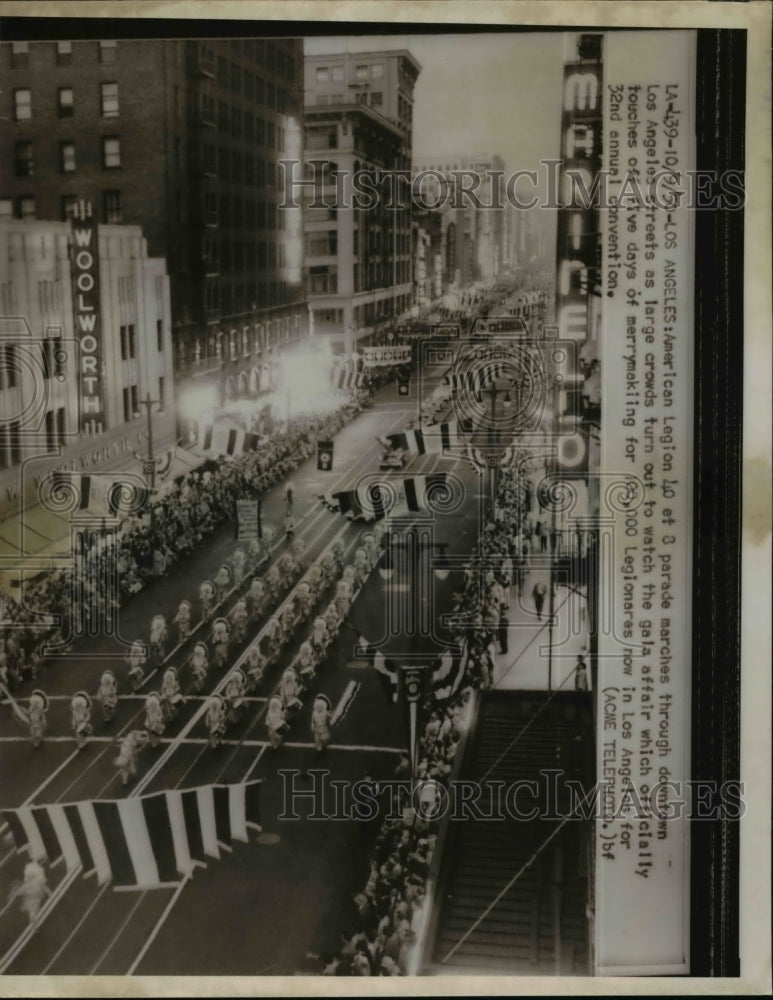 Load image into Gallery viewer, 1950 Press Photo LA Calif American Legion parade at 32nd convention - ned81236
