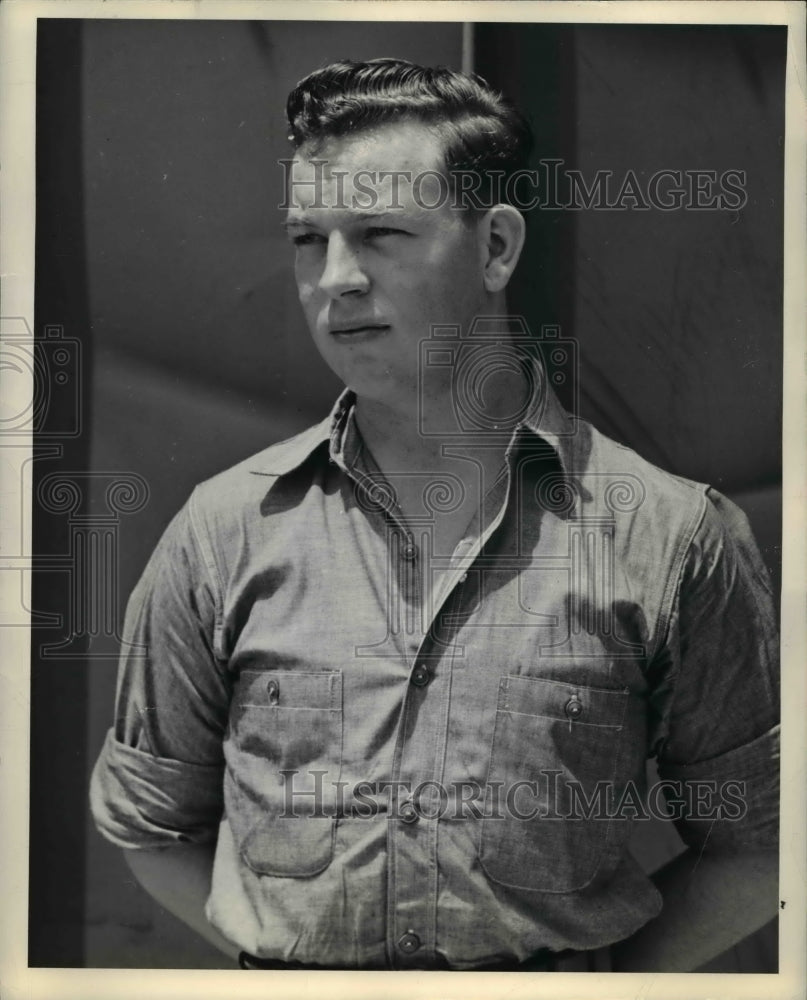 1946 Press Photo Ernest Junior Davis