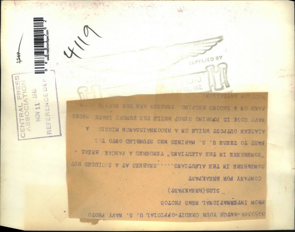 1942 Press Photo US Marines in Aleutians Enjoy Pancake Break