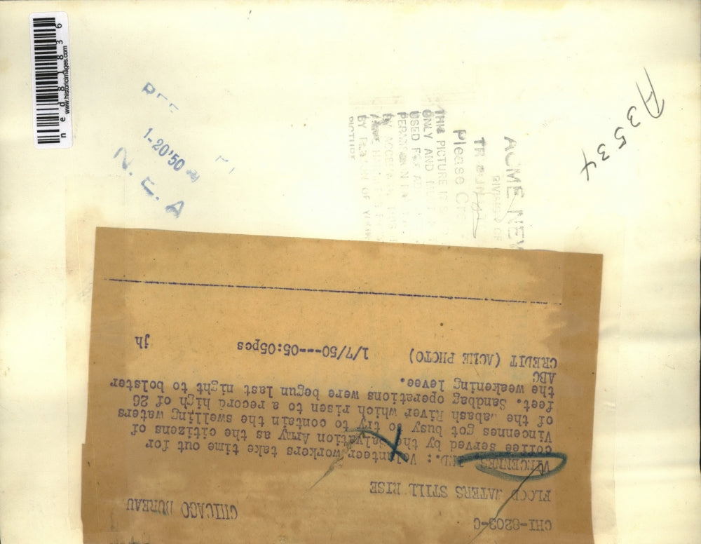 1950 Press Photo Volunteer Workers Take Break in Vincennes, Indiana