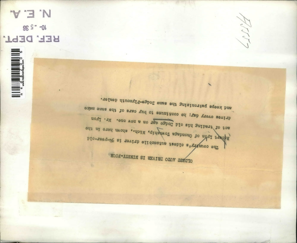 1936 Press Photo The Country's Oldest Driver Is 94 Year Old Robert Lyon