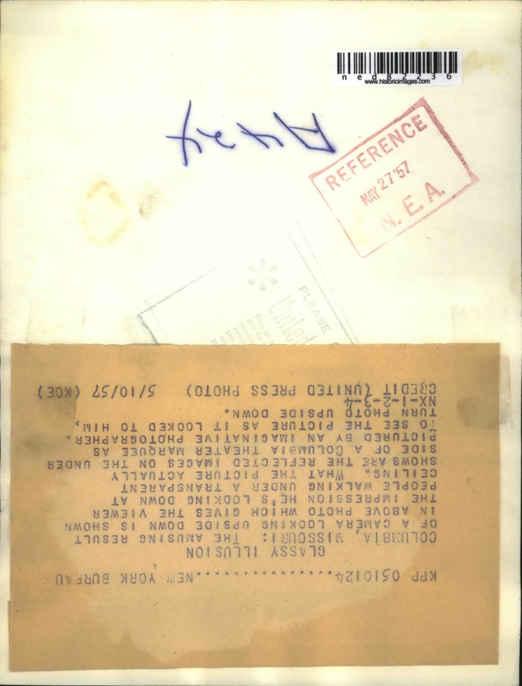 1957 Press Photo Columbia Mo Picture shows reflected images on the under side