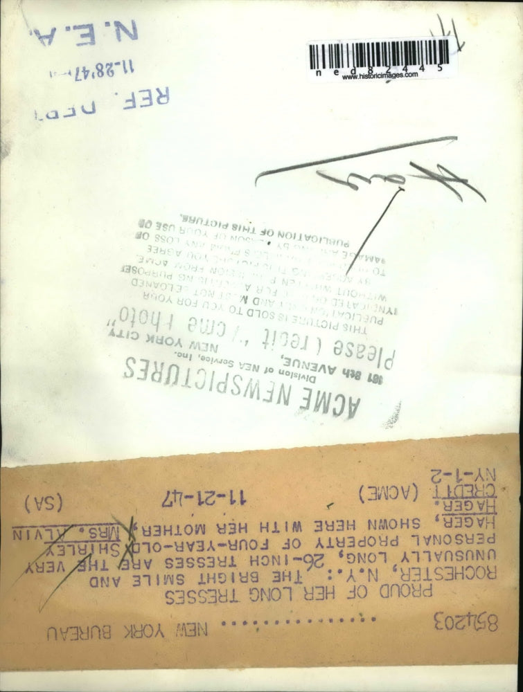 1947 Press Photo Rochester NY Smile and 26 inch long tresses belong to 4 yr old