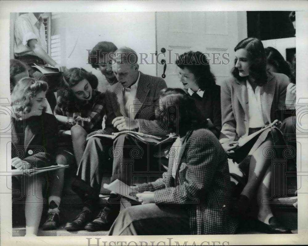 1945 Press Photo Northampton Mass Smith College has never had a male student in