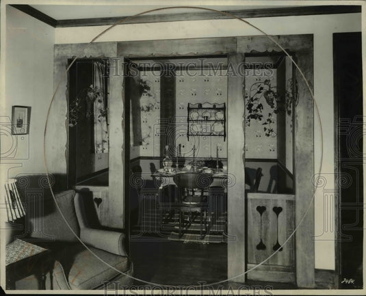 1932 Press Photo Provincial Decorated & Furnished Extra Room