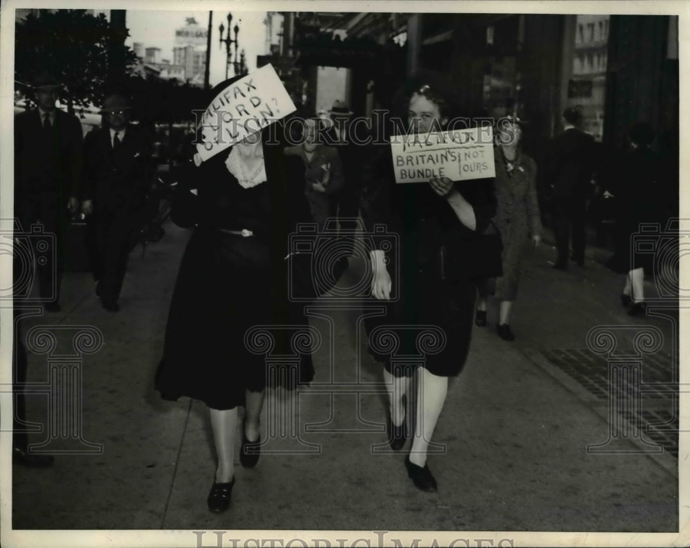 1941 Press Photo Black Veiled Women Picket Lord Halifax, San Francisco