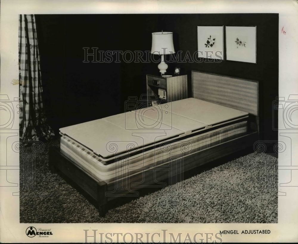 1949 Press Photo The Adjustibed, a modified hospital bed for the home