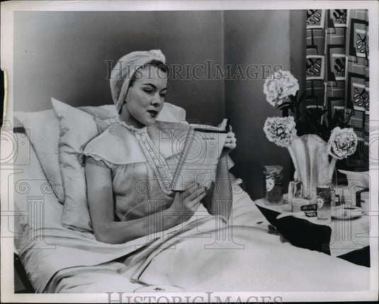 1951 Press Photo In bed beauty for new mothers