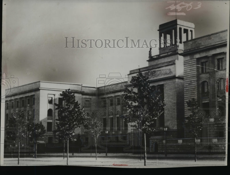 Load image into Gallery viewer, 1954 Press Photo Soviet Embassy in East Berlin Germany
