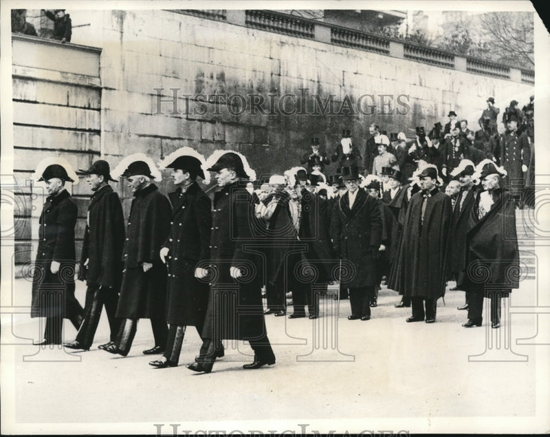 Load image into Gallery viewer, 1936 Press Photo Diplomats pay homage to Leopold Von Hoesch,German Ambassador
