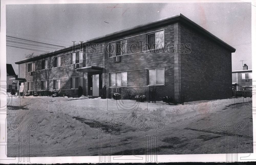 1954 Press Photo Galaxy Apartments Jerry Fleeter Snaford