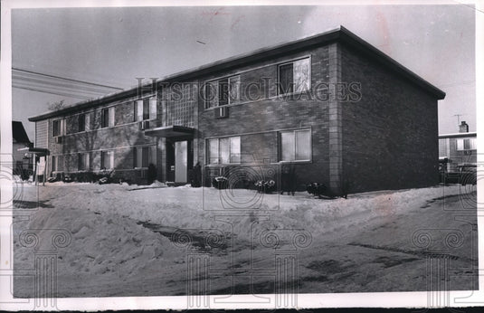 1954 Press Photo Galaxy Apartments Jerry Fleeter Snaford