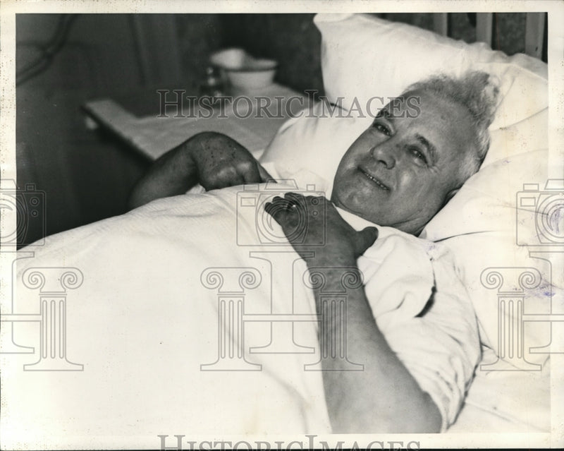 Load image into Gallery viewer, 1935 Press Photo Frank Sykes California State Board of Paroles kidnapped
