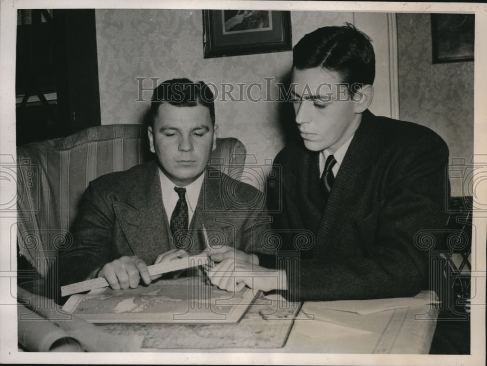 1940 Press Photo Plotting Plans for Hitler's Capture