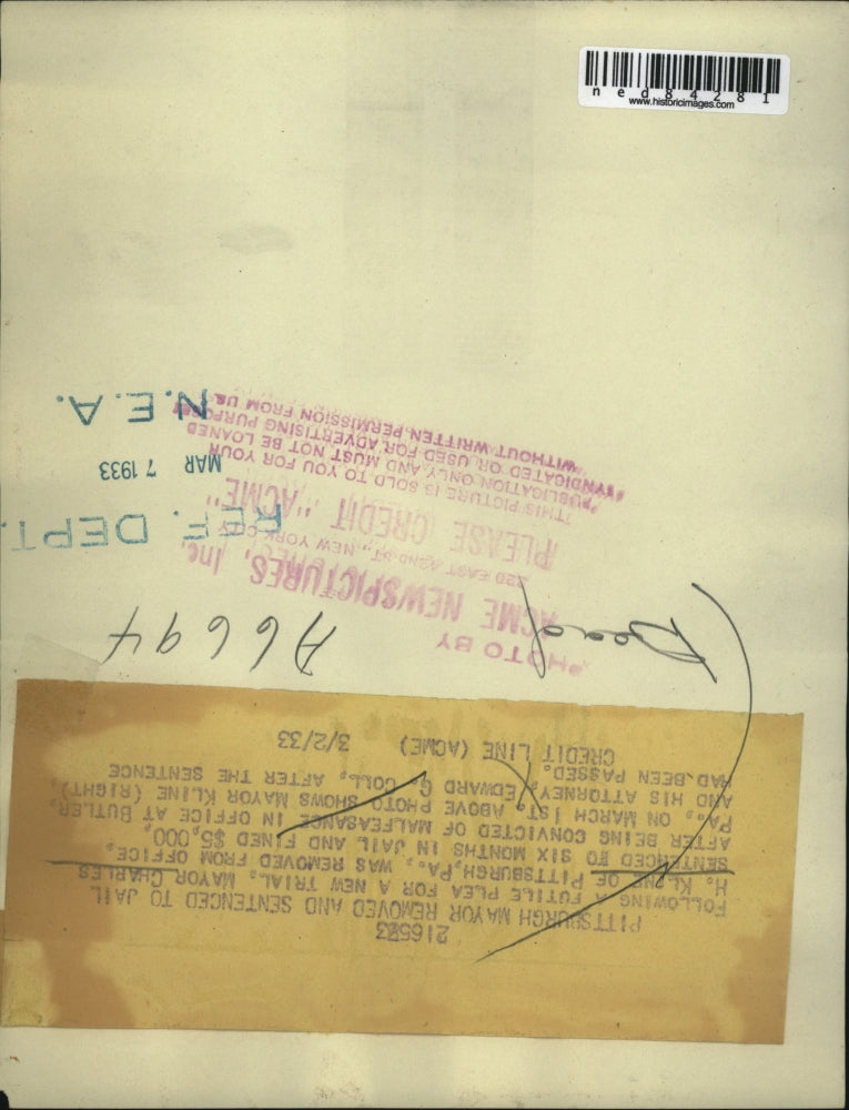 1933 Press Photo Mayor Charles H. Kline with his lawyer after the sentence