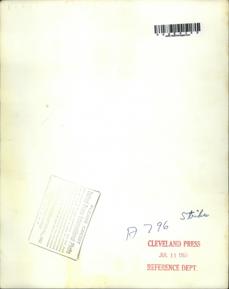 1966 Press Photo It hard to believe early that the corner paper boxes were empty