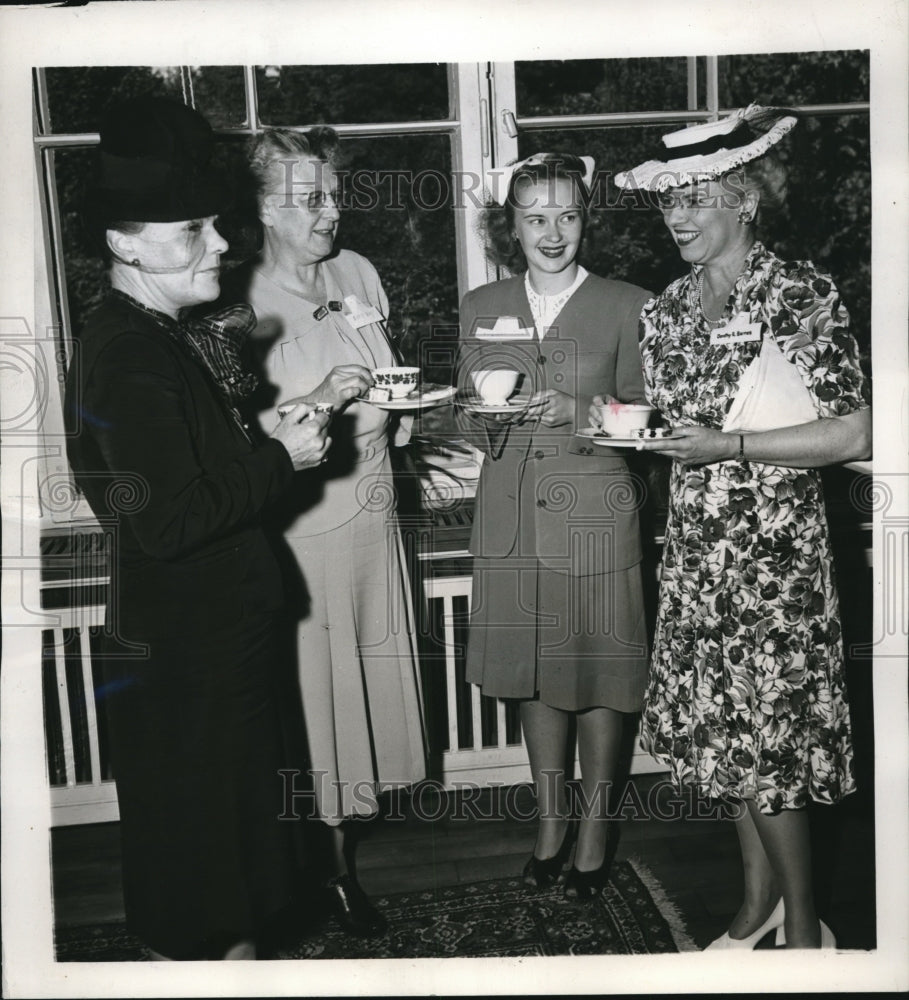 1946 Press Photo Mrs M. McClure, Mrs Marie Way, Mrs K. Cumming & Mrs D. Barnes