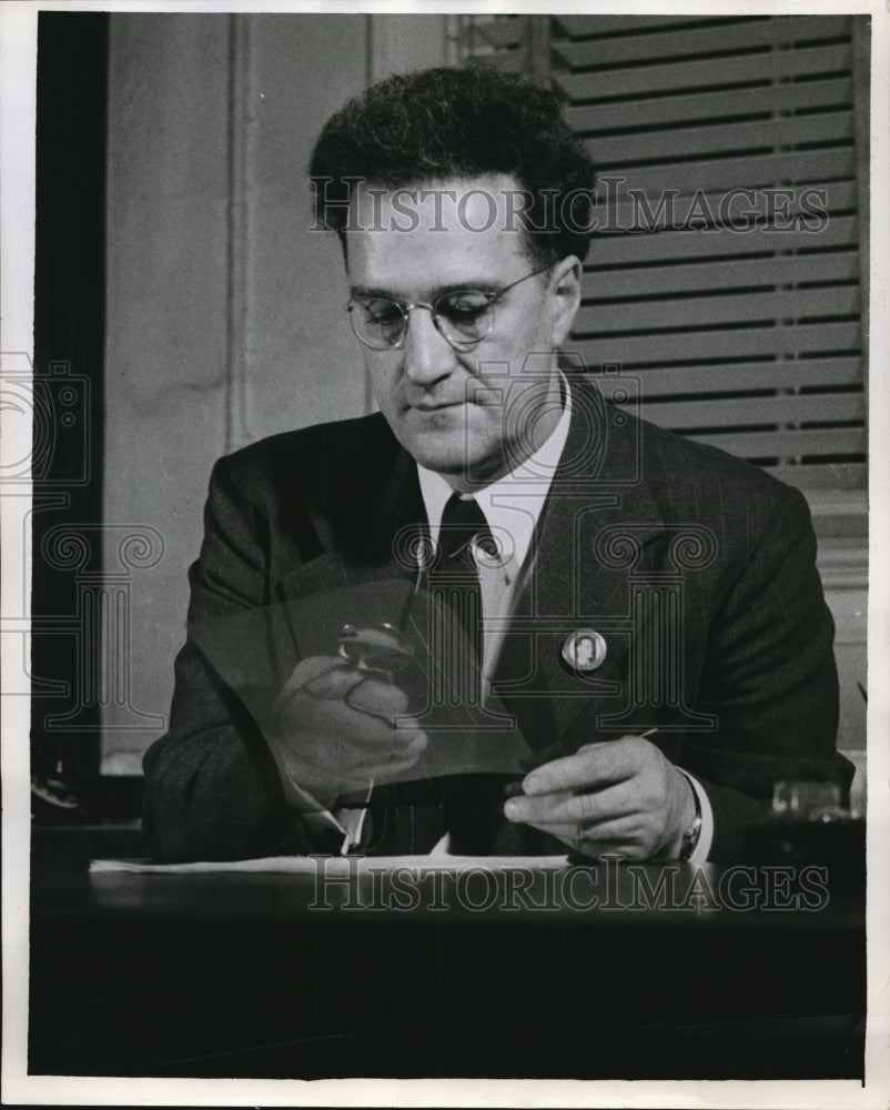 1941 Press Photo Dr.Karl B.McEaschron Director of General Electric High Voltage