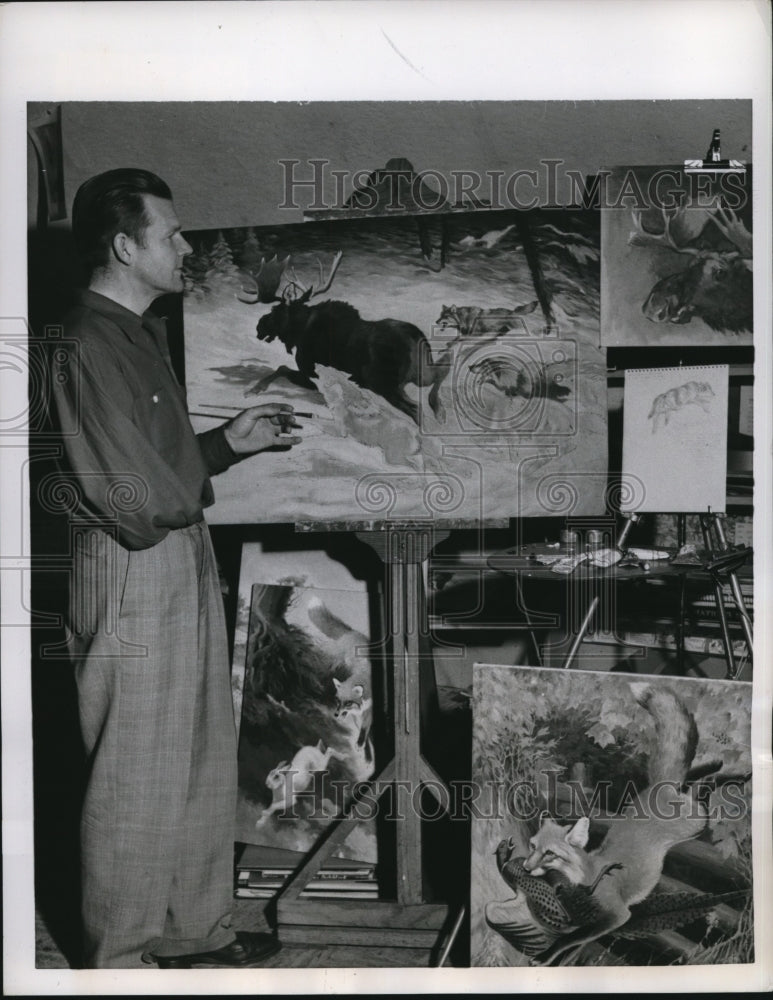 Load image into Gallery viewer, 1959 Press Photo Manitoba Canada, Clarence Tillenius wildlife painter
