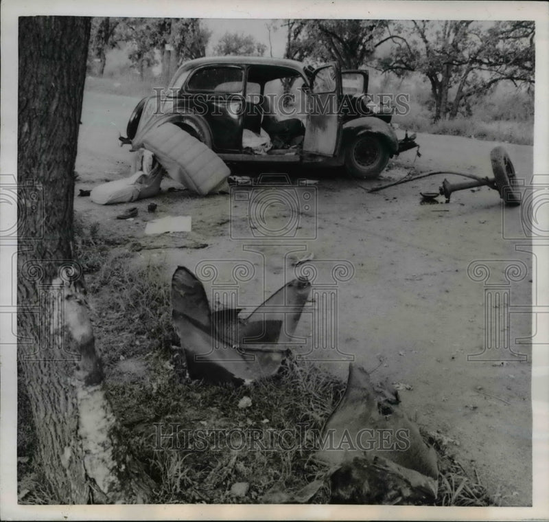 Load image into Gallery viewer, 1953 Press Photo Phillip Stranger Was Reported To Be Injured From Accident
