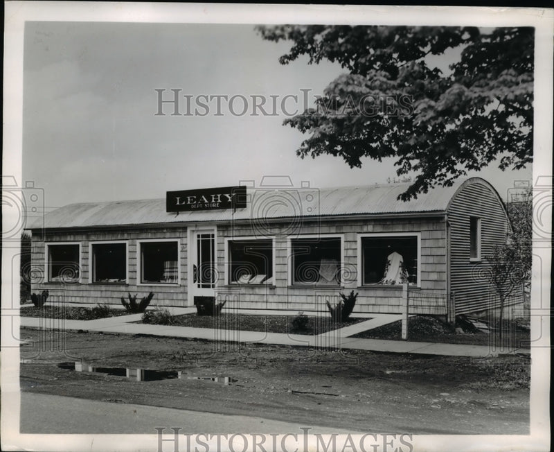 Load image into Gallery viewer, 1946 Press Photo Wood Shingles Have Been Applied To Make Building
