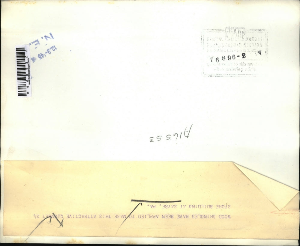 1946 Press Photo Wood Shingles Have Been Applied To Make Building