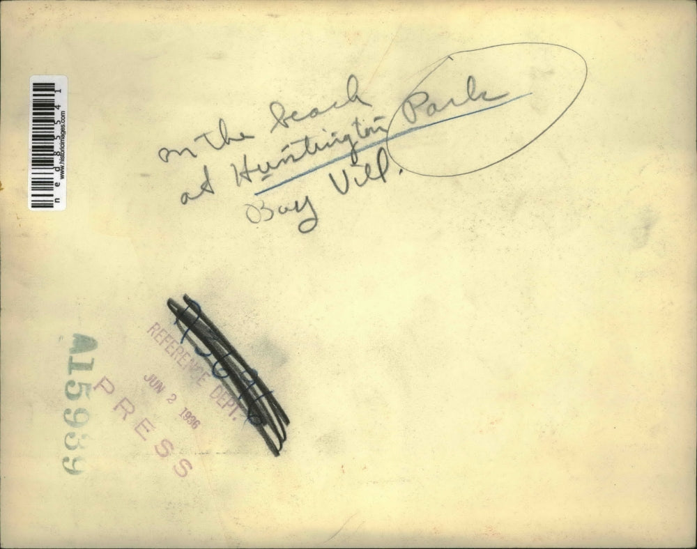 1936 Press Photo On the Huntington Park Beach in Bay Village