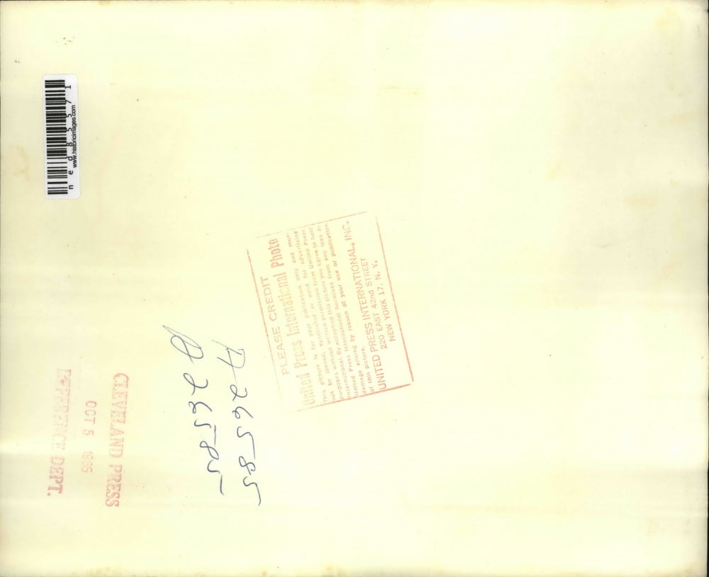 1965 Press Photo Mr.& Mrs. Victor Thorne,parents of a wandering boy in airport