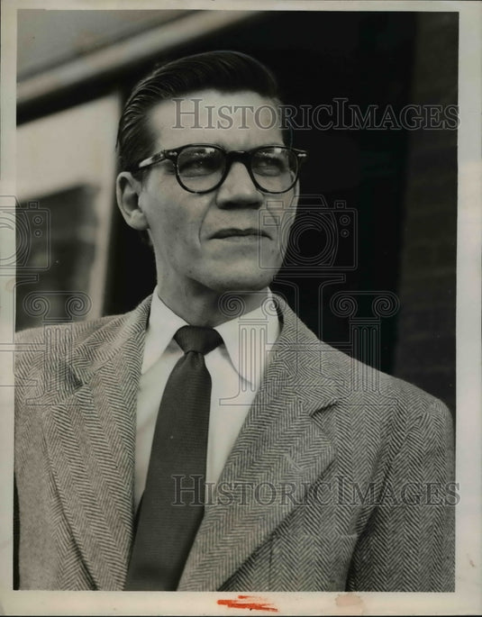 1955 Press Photo Curtis Thor, (B. Barrett()