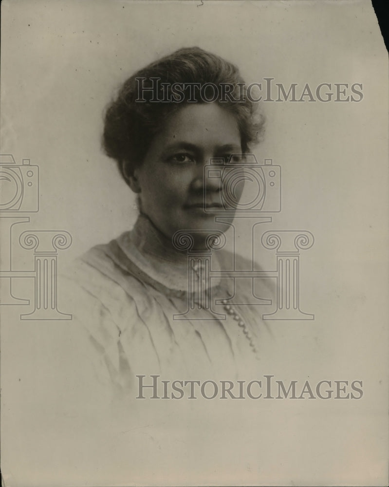 1918 Press Photo Mrs. Furman Updiko